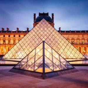 Louvre Müzesi hakkında Bilgiler